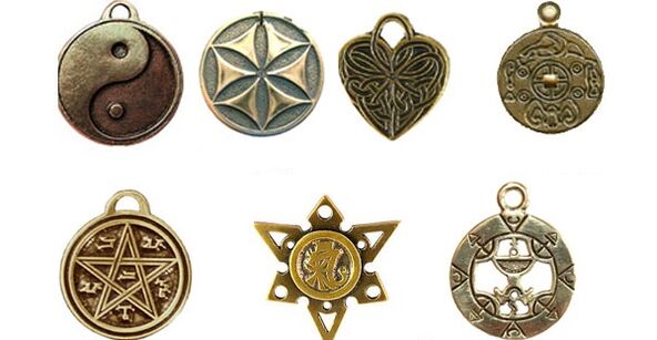 types of amulets fortunately